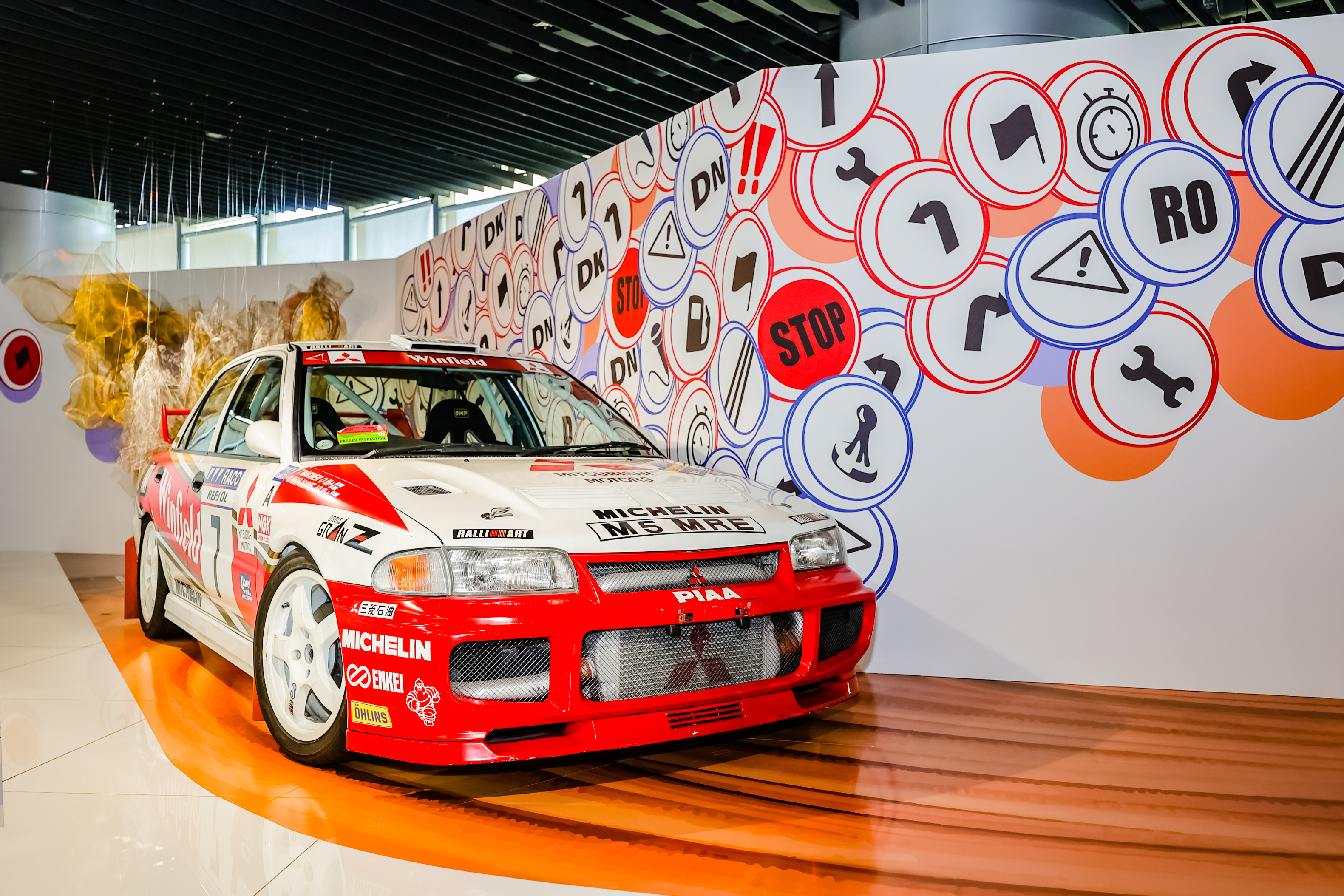 爱游戏官方-哈斯车队轻取迈凯伦，阿隆索惊艳四座