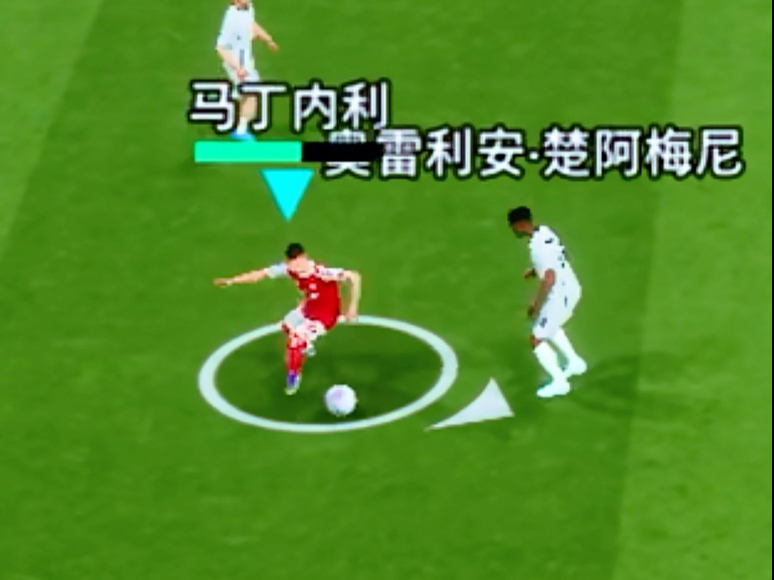 爱游戏在线-那不勒斯横扫希腊，马丁内利统治全场