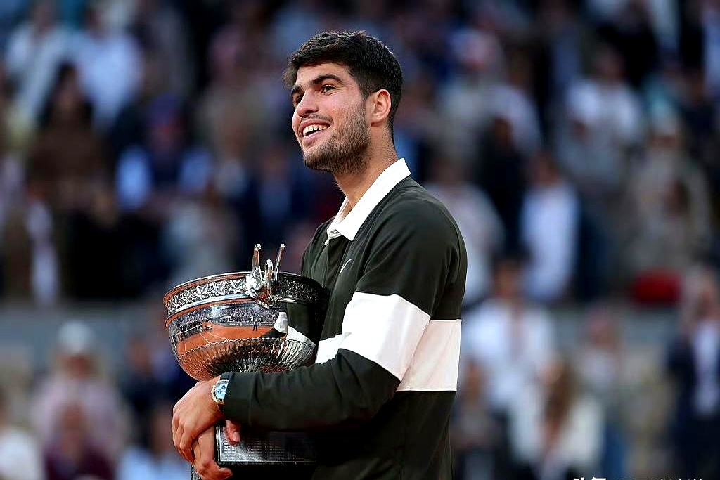 爱游戏入口-联合杯翻盘法网，阿尔卡拉斯扛起全队