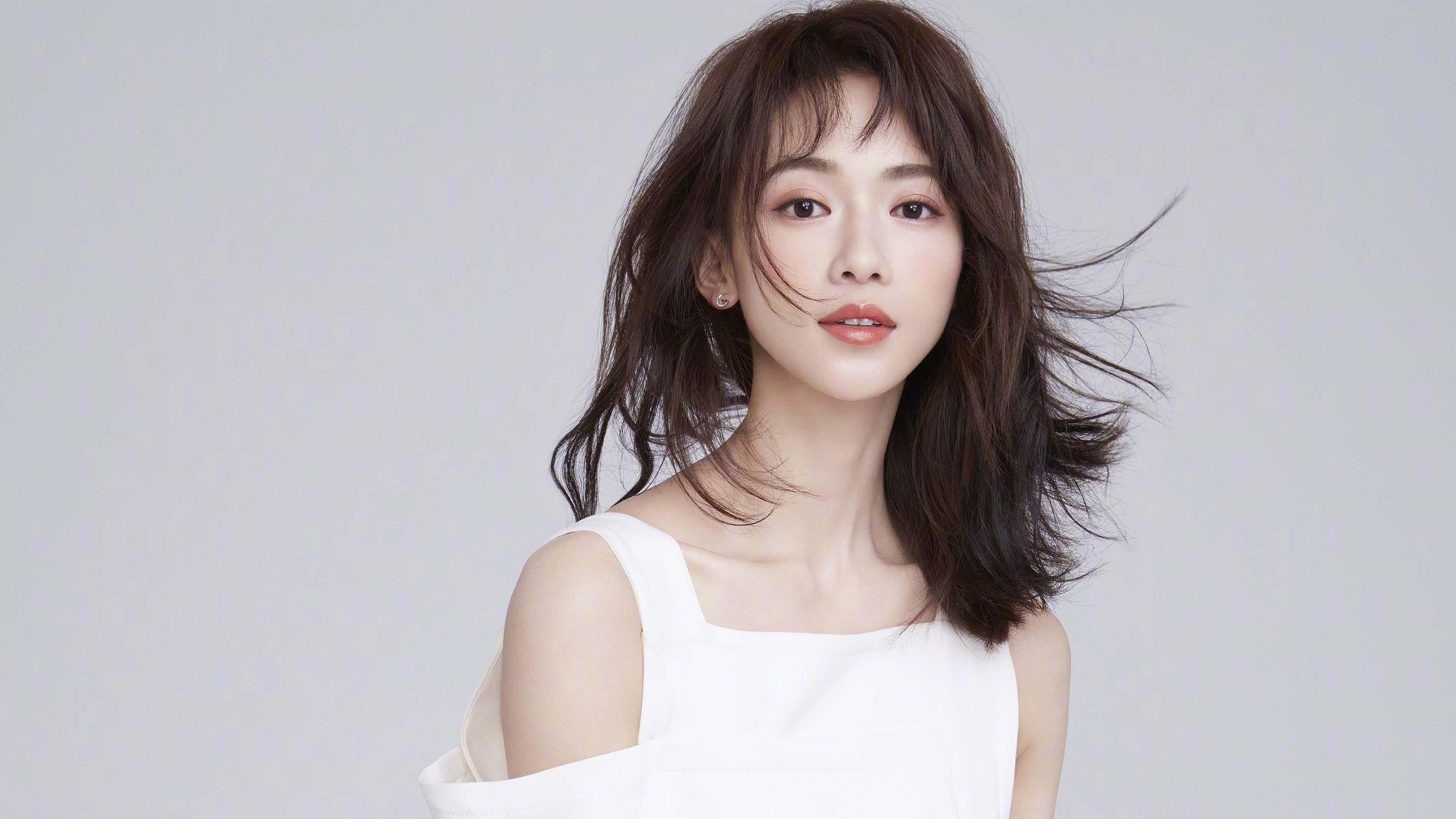 爱游戏-两座王冠，一场加冕，德约科维奇的双重统治艺术