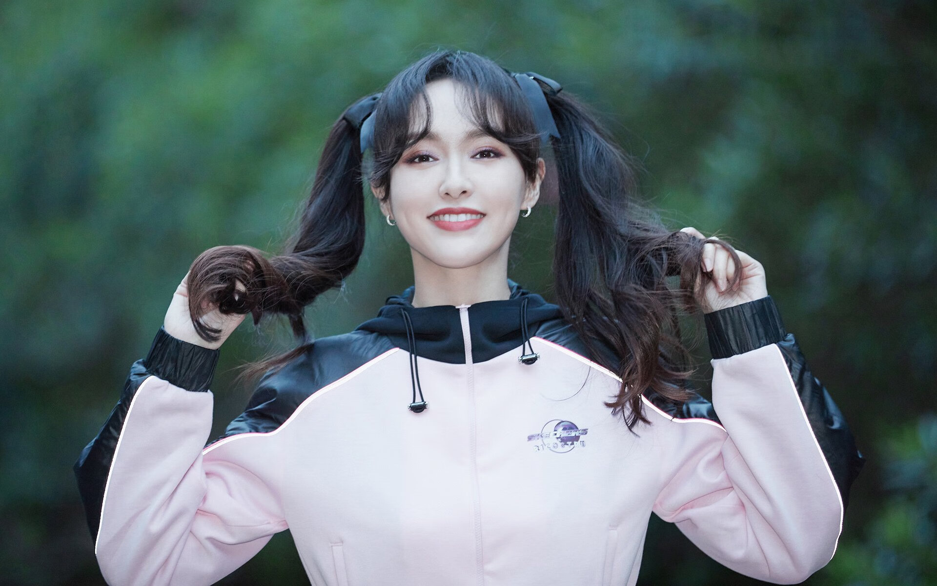 爱游戏官方-北欧神锋撕裂双洲壁垒，哈兰德独舞演绎加纳与希腊的防守悲歌