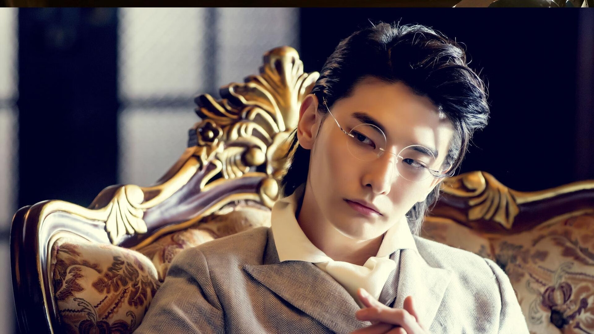 引擎唤醒沉睡的沙漠，F1新赛季揭幕战之夜，莱奥如何凭唯一征服评分系统