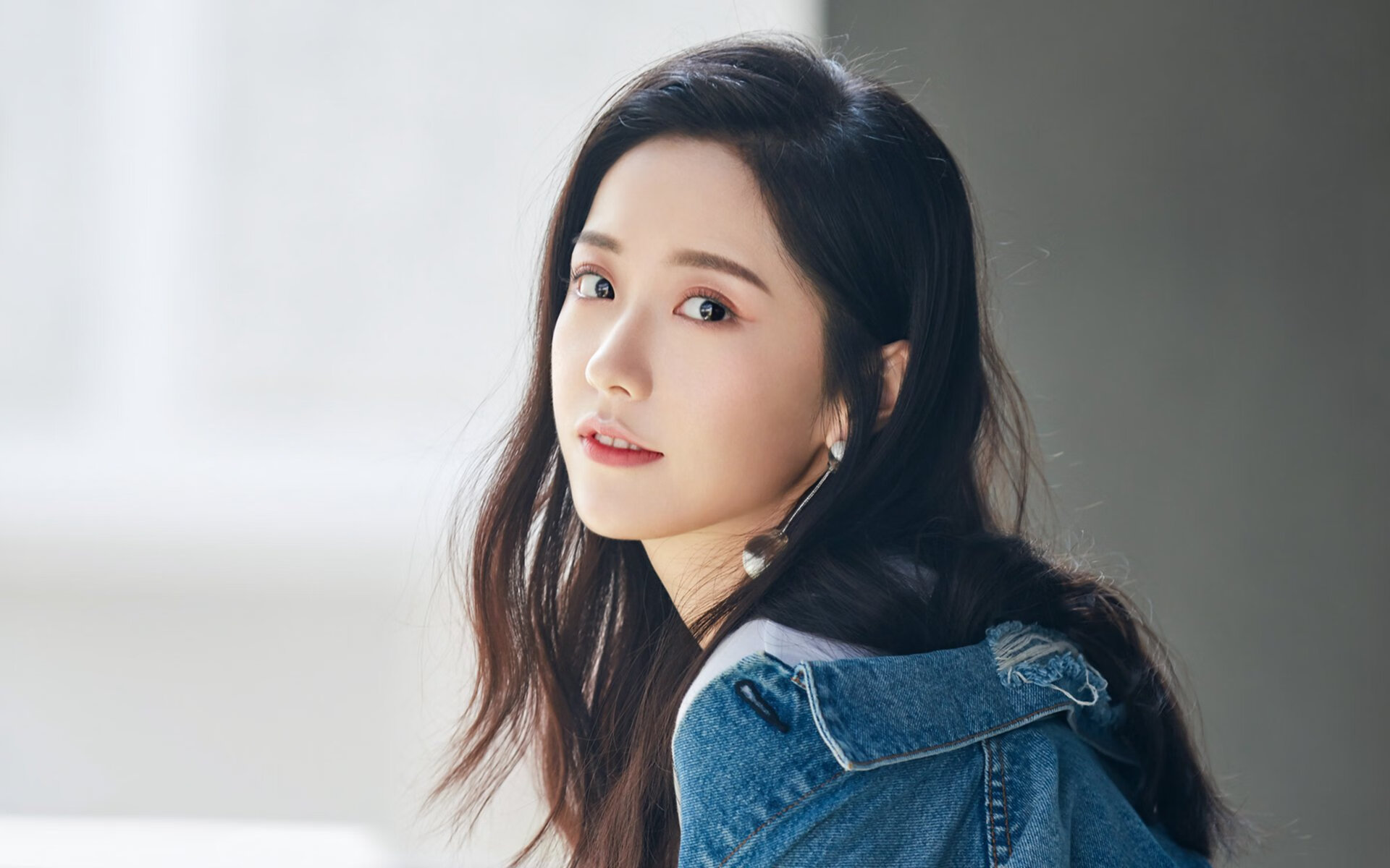 今夜没有德罗赞,但每个攻防转换的罅隙里都有他的影子