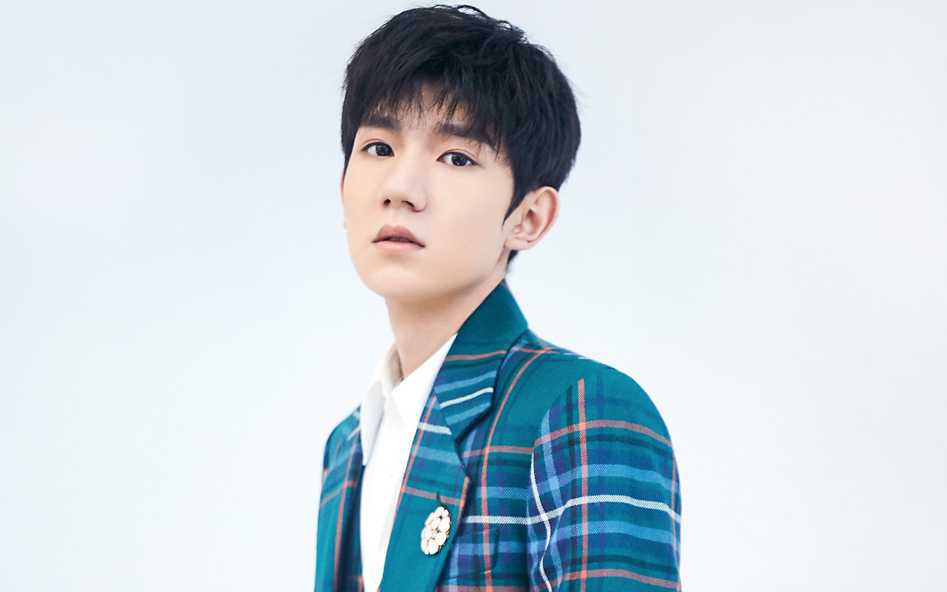 爱游戏娱乐-终场哨声里的回信，哈登三页纸，写给所有被命运缴械的人